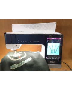 Macchina per cucire e ricamare Pfaff Creative Icon - Nuova da esposizione