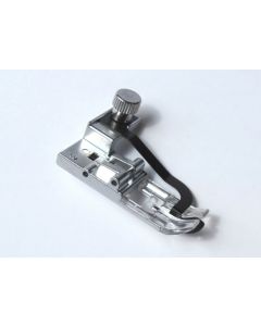 Piedino con guida centrale per punto copertura Necchi / Elna / Janome